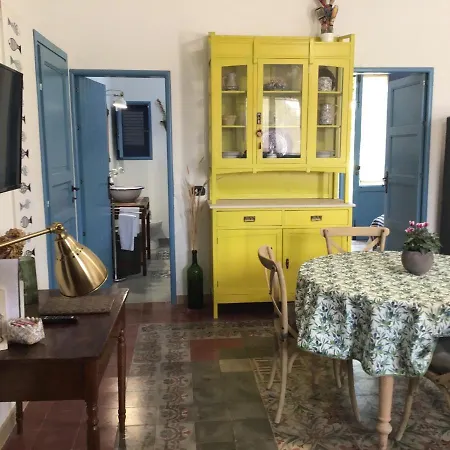 Porta Dei Mari Apartment *